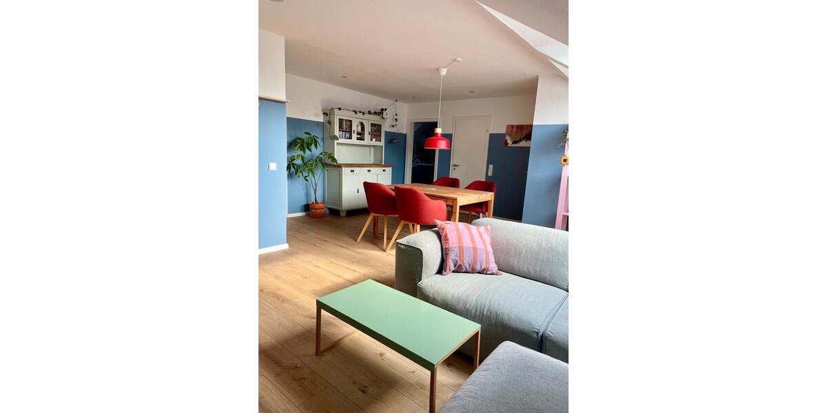 Dachgeschoßwohnung Krefeld Gellep-Stratum - 2.5 Zimmer, 60 m&sup2;, 159.000&euro; | Angebot:27499360