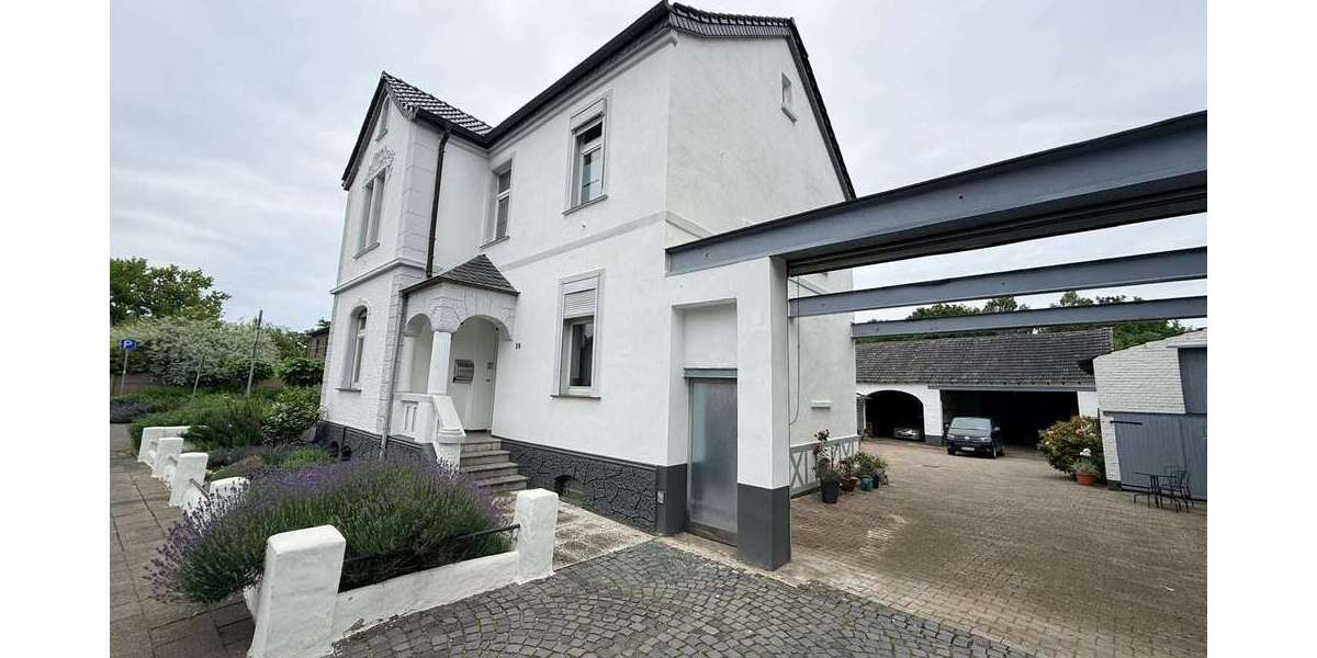Einfamilienhaus Wegberg - 8 Zimmer, 220 m&sup2;, 660.000&euro; | Angebot:27222392