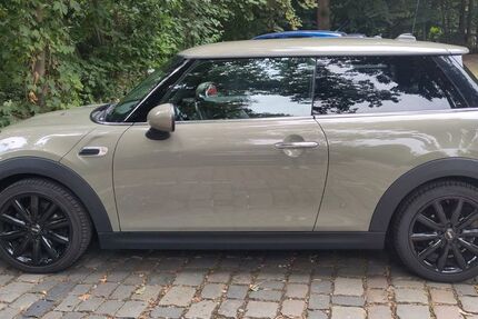 Mini ONE 50.600 km 12.500 &euro; Düsseldorf 40472