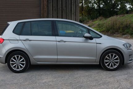 VW Golf Sportsvan 92.000 km 13.200 &euro; Haan 42781