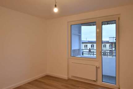 Wohnung Düsseldorf Stadtmitte - 2 Zimmer, 47 m&sup2;, 775&euro; | Angebot:27512884