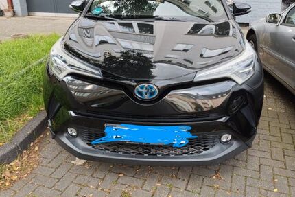 Toyota C-HR 141.355 km 16.000 &euro; Düsseldorf 40229