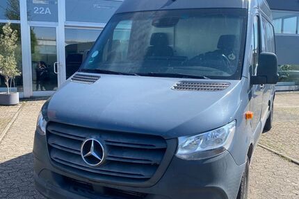Mercedes-Benz Sprinter 143.080 km 15.000 &euro; Hilden 40721
