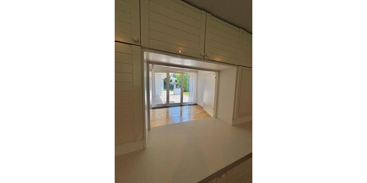 Bungalow Mönchengladbach West - 6 Zimmer, 320 m&sup2;, 625.000&euro; | Angebot:27444024