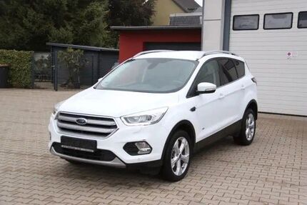 Ford Kuga 217.000 km 11.450 &euro; Velbert 42549