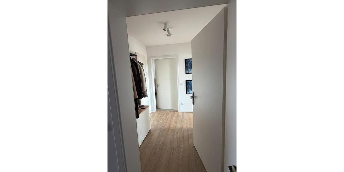 Etagenwohnung Meerbusch - 2 Zimmer, 81 m&sup2;, 1.350&euro; | Angebot:27550884