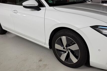 VW Passat Variant 40.667 km 33.500 &euro; Meerbusch 40667