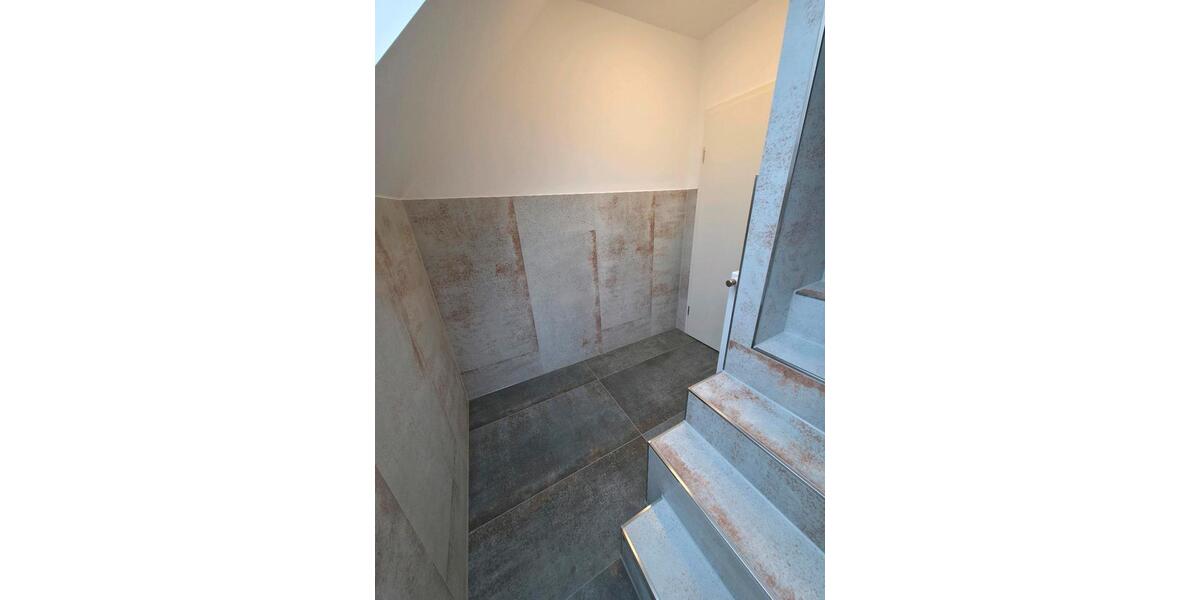 Dachgeschoßwohnung Kaarst - 1 Zimmer, 45 m&sup2;, 750&euro; | Angebot:27569842
