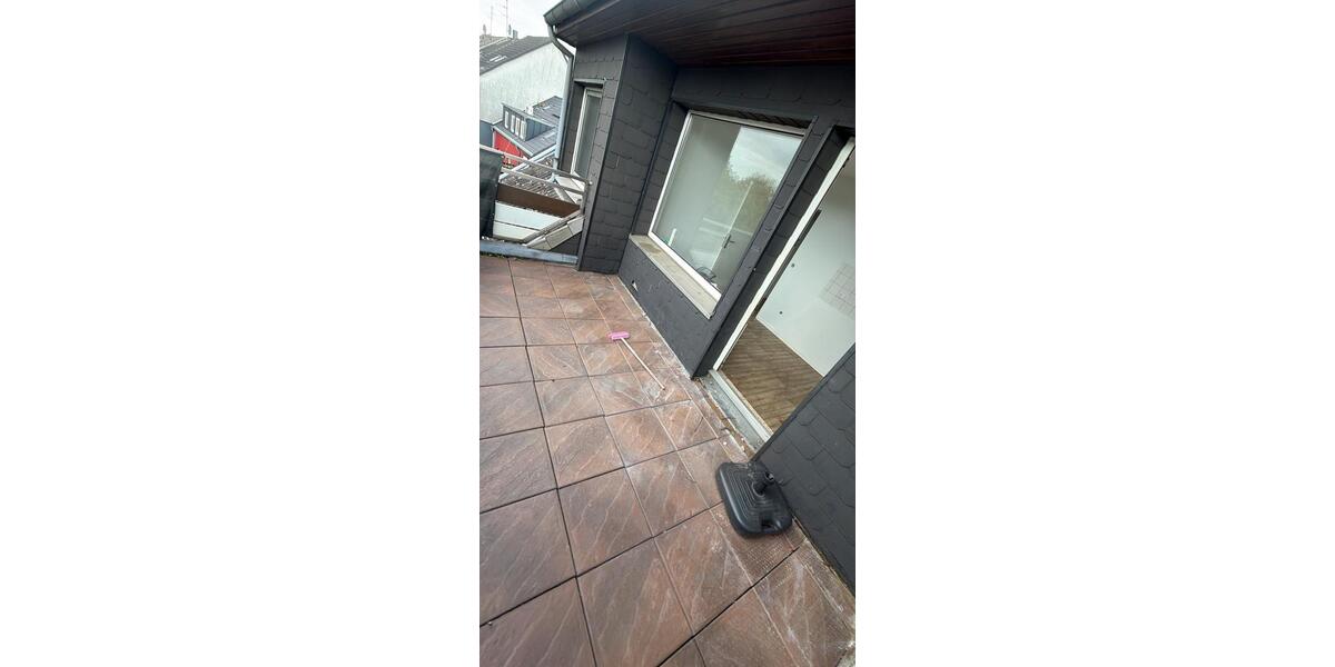 Dachgeschoßwohnung Duisburg Angerhausen - 2.5 Zimmer, 58 m&sup2;, 465&euro; | Angebot:27564629