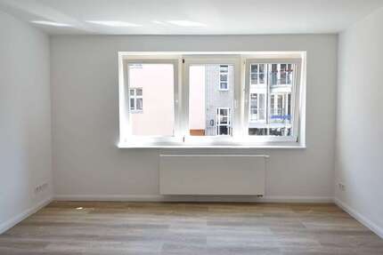 Wohnung Düsseldorf Altstadt - 2 Zimmer, 50 m&sup2;, 950&euro; | Angebot:26943146