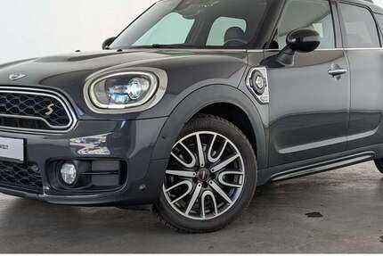 Mini Cooper SE Countryman 94.020 km 16.260 &euro; Düsseldorf 40599