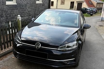 VW Golf 110.000 km 12.000 &euro; Solingen 42697