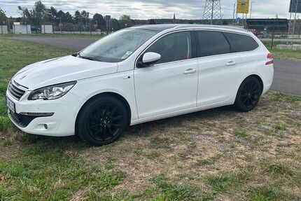 Peugeot 308 124.350 km 6.199 &euro; Bergheim 50126
