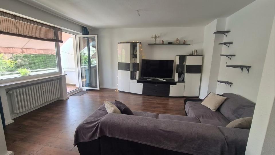 Etagenwohnung Krefeld Cracau - 3 Zimmer, 100 m&sup2;, 1.000&euro; | Angebot:27547013