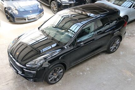 Porsche Cayenne 149.889 km 35.990 &euro; Düsseldorf 40237