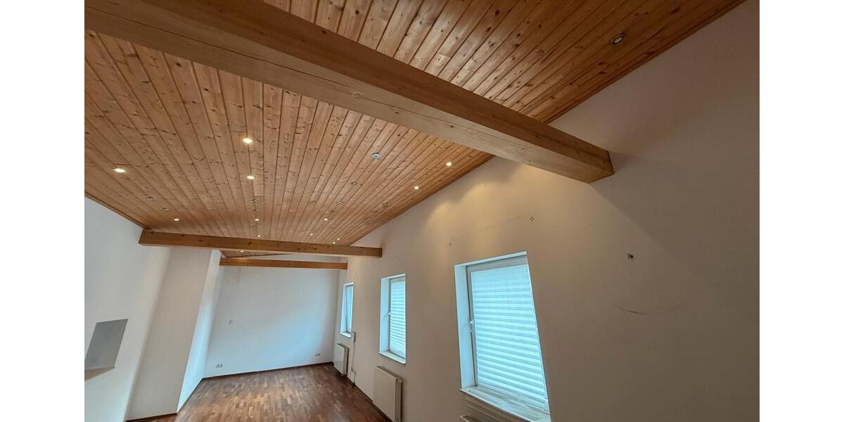 Etagenwohnung Duisburg Ruhrort - 2.5 Zimmer, 75 m&sup2;, 890&euro; | Angebot:27553888