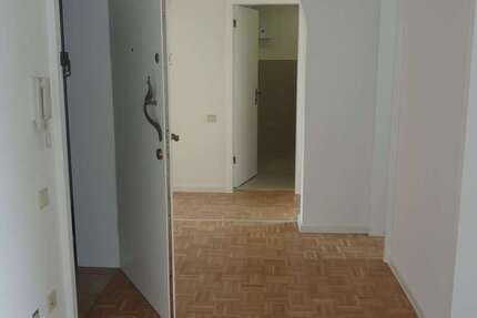 Wohnung Düsseldorf Stadtbezirk 7 - 3 Zimmer, 100 m&sup2;, 1.250&euro; | Angebot:27156731
