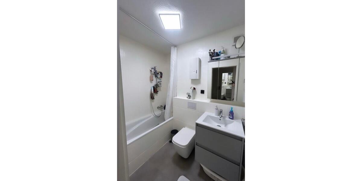 Etagenwohnung Mönchengladbach Süd - 2 Zimmer, 67 m&sup2;, 880&euro; | Angebot:27553919
