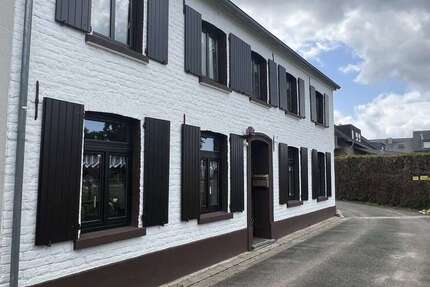 Haus Mönchengladbach-Rheindahlen-Rheindahlen Rheindahlen - 8 Zimmer, 241 m&sup2;, 333.000&euro; | Angebot:21132891