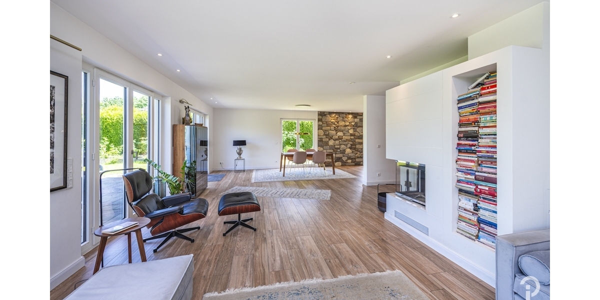 Repräsentatives Einfamilienhaus mit großem Garten. Ein sonniges Paradies mit 4-5 Zimmer für Familien - Einfamilienhaus Jüchen | Angebot:27566533