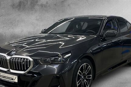 BMW i5 15.300 km 72.590 &euro; Krefeld 47800