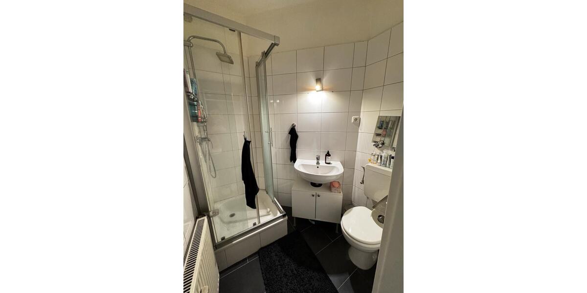 Etagenwohnung Leverkusen Bergisch Neukirchen - 1 Zimmer, 32 m&sup2;, 900&euro; | Angebot:27567575