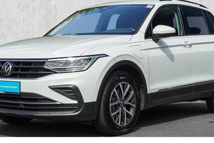 VW Tiguan 62.248 km 23.930 &euro; Düsseldorf 40549