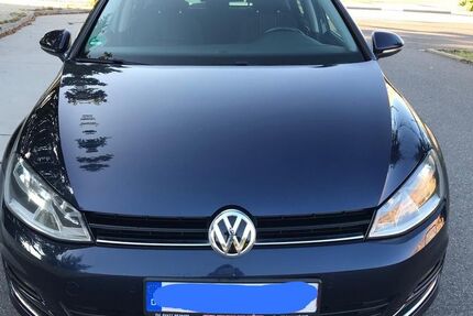 VW Golf 185.606 km 7.900 &euro; Düsseldorf 47449