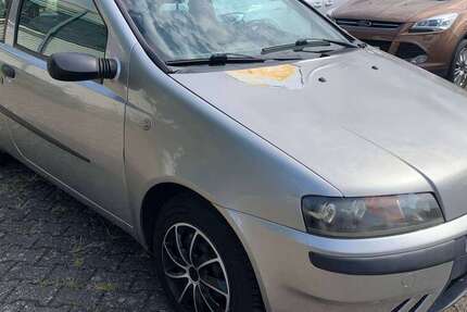 Fiat Punto 150.732 km 450 &euro; Grevenbroich 41516