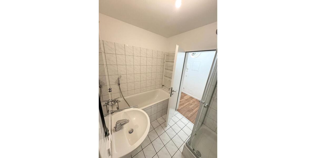 Etagenwohnung Leverkusen Opladen - 2.5 Zimmer, 52 m&sup2;, 750&euro; | Angebot:27541996