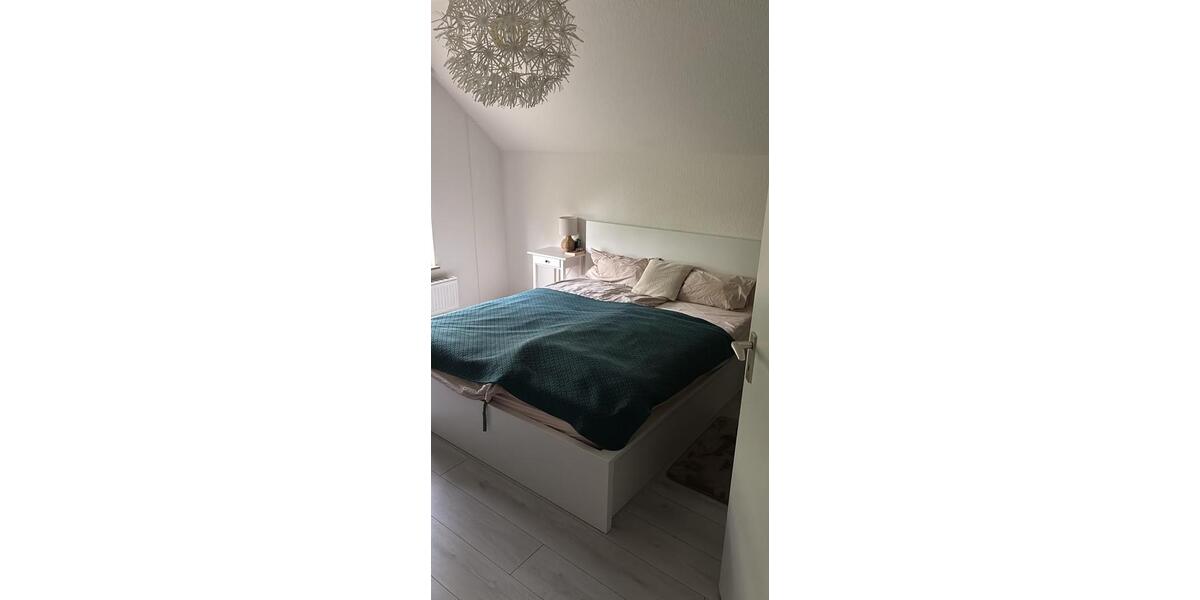 Dachgeschoßwohnung Kaarst - 2 Zimmer, 64 m&sup2;, 700&euro; | Angebot:27567601