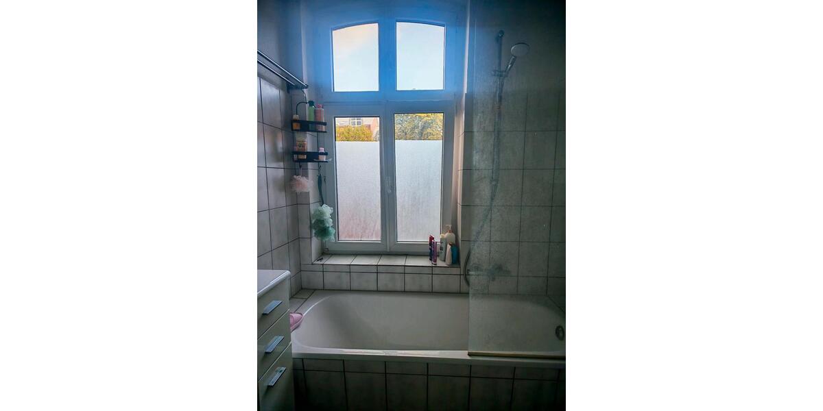 Etagenwohnung Neuss - 2 Zimmer, 59 m&sup2;, 890&euro; | Angebot:27554001