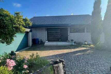 Haus Leichlingen - 5 Zimmer, 252 m&sup2;, 680.000&euro; | Angebot:27440150