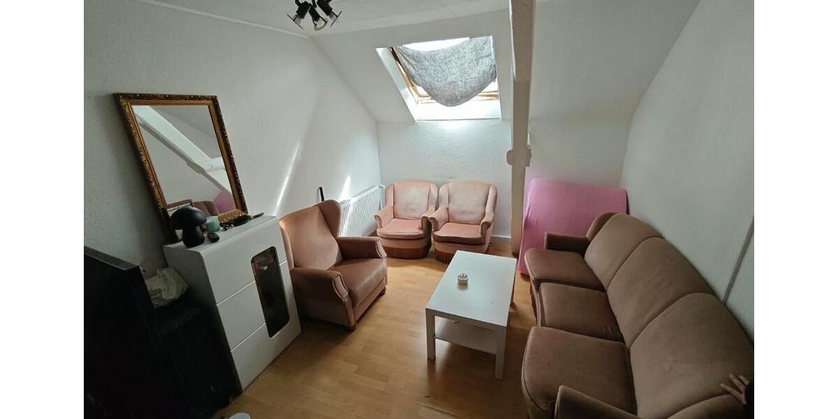 Dachgeschoßwohnung Grevenbroich Hemmerden - 2 Zimmer, 36 m&sup2;, 500&euro; | Angebot:27550952