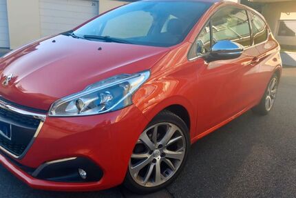 Peugeot 208 112.000 km 6.500 &euro; Bergheim 50127