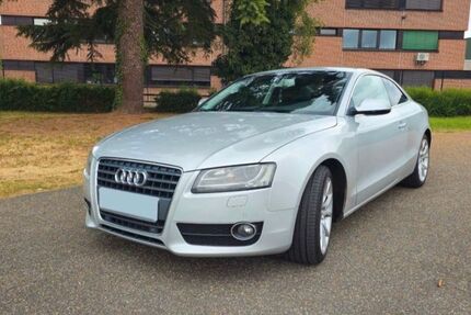 Audi A5 196.000 km 6.800 &euro; Düsseldorf 40210