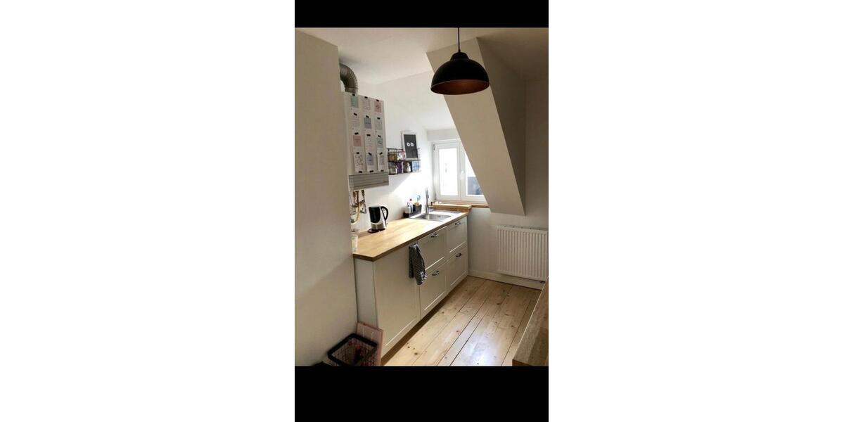Dachgeschoßwohnung Mönchengladbach - 3.5 Zimmer, 103 m&sup2;, 1.250&euro; | Angebot:27539462
