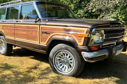 Jeep Wagoneer 108.300 km 84.900 &euro; Velbert 42551