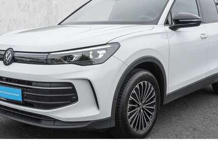 VW Tiguan 25.486 km 31.300 &euro; Düsseldorf 40549