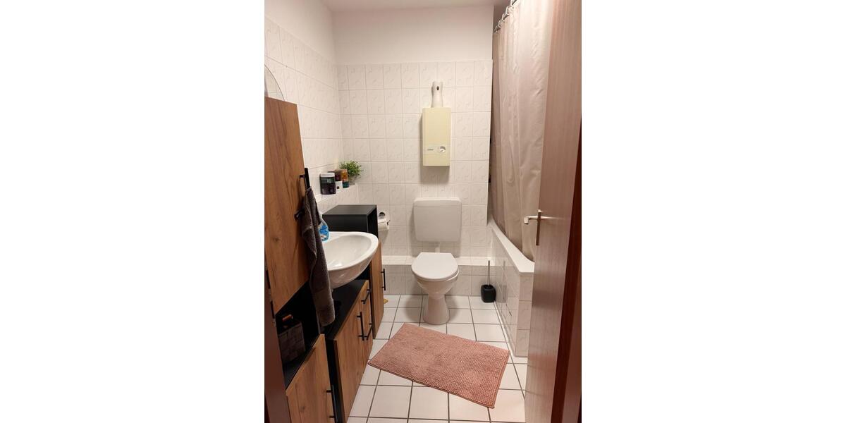 Etagenwohnung Leverkusen Bergisch Neukirchen - 3 Zimmer, 90 m&sup2;, 1.090&euro; | Angebot:27542965