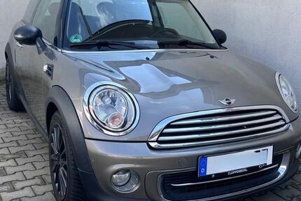 Mini Cooper 217.000 km 4.100 &euro; Duisburg 47259