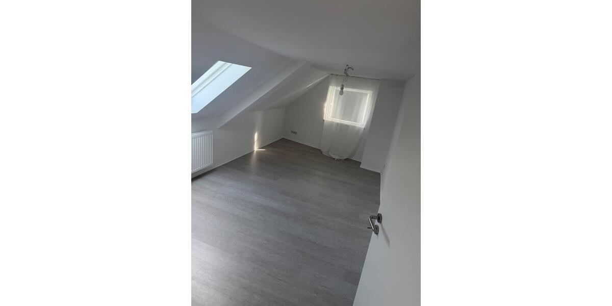 Dachgeschoßwohnung Kempen - 2 Zimmer, 68 m&sup2;, 800&euro; | Angebot:27567649