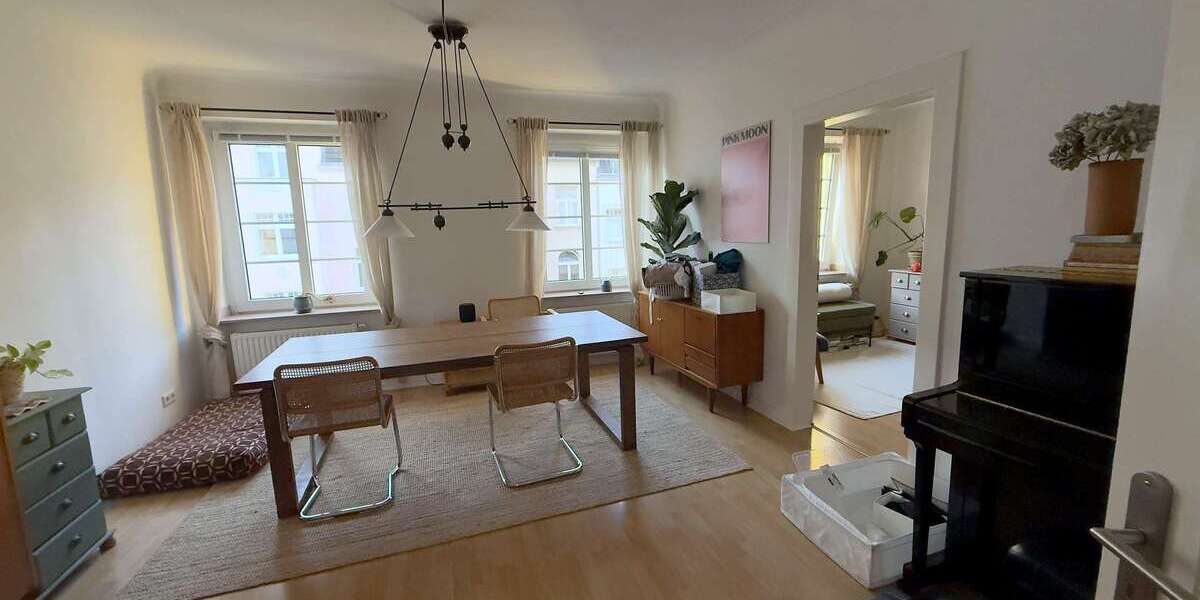 Etagenwohnung Düsseldorf Stadtbezirk 9 - 4 Zimmer, 102 m&sup2;, 1.350&euro; | Angebot:27552604