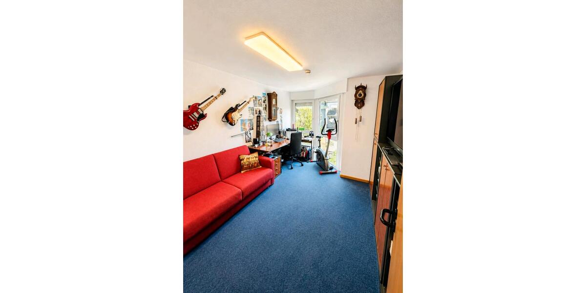 Etagenwohnung Solingen Mitte - 3 Zimmer, 83 m&sup2;, 243.000&euro; | Angebot:27462436