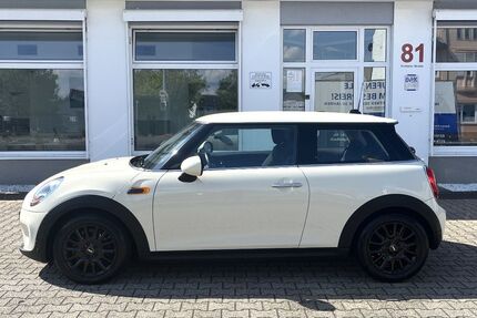 Mini ONE 151.700 km 9.980 &euro; Mönchengladbach 41063