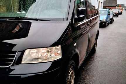 VW T5 Multivan 350.000 km 13.900 &euro; Grevenbroich 41516