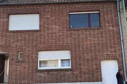 Haus Titz - 5 Zimmer, 110 m&sup2;, 120.000&euro; | Angebot:27437895