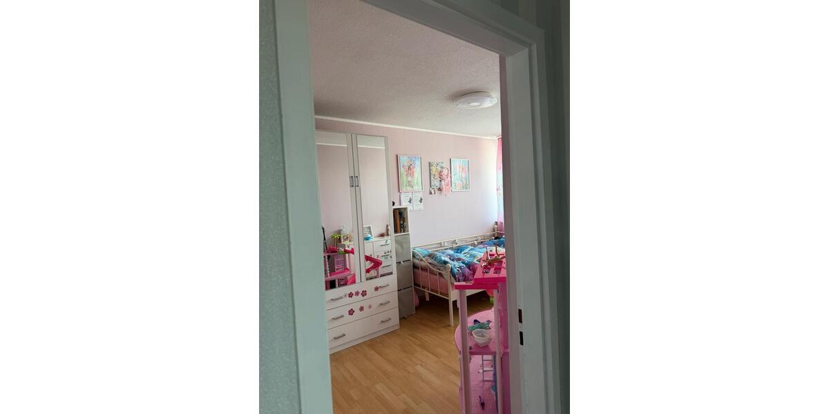 Etagenwohnung Dormagen Hackenbroich - 4 Zimmer, 94 m&sup2;, 220.000&euro; | Angebot:27542476