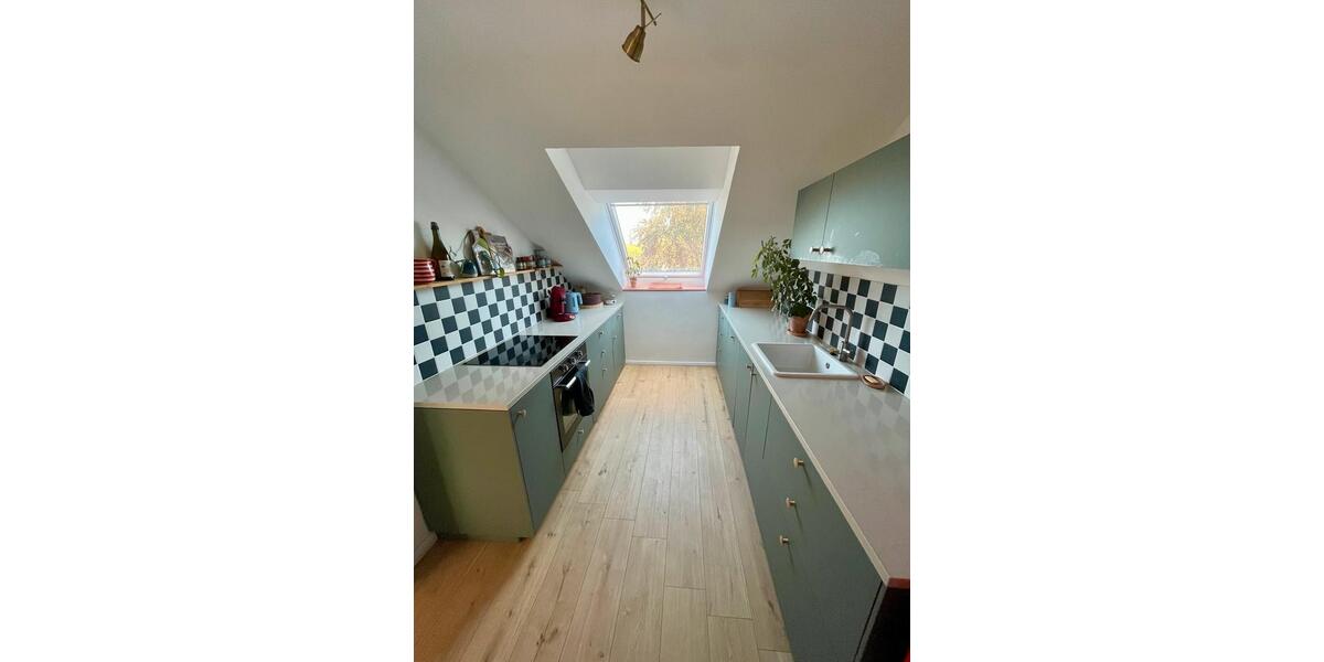 Dachgeschoßwohnung Krefeld Gellep-Stratum - 2.5 Zimmer, 60 m&sup2;, 159.000&euro; | Angebot:27499360