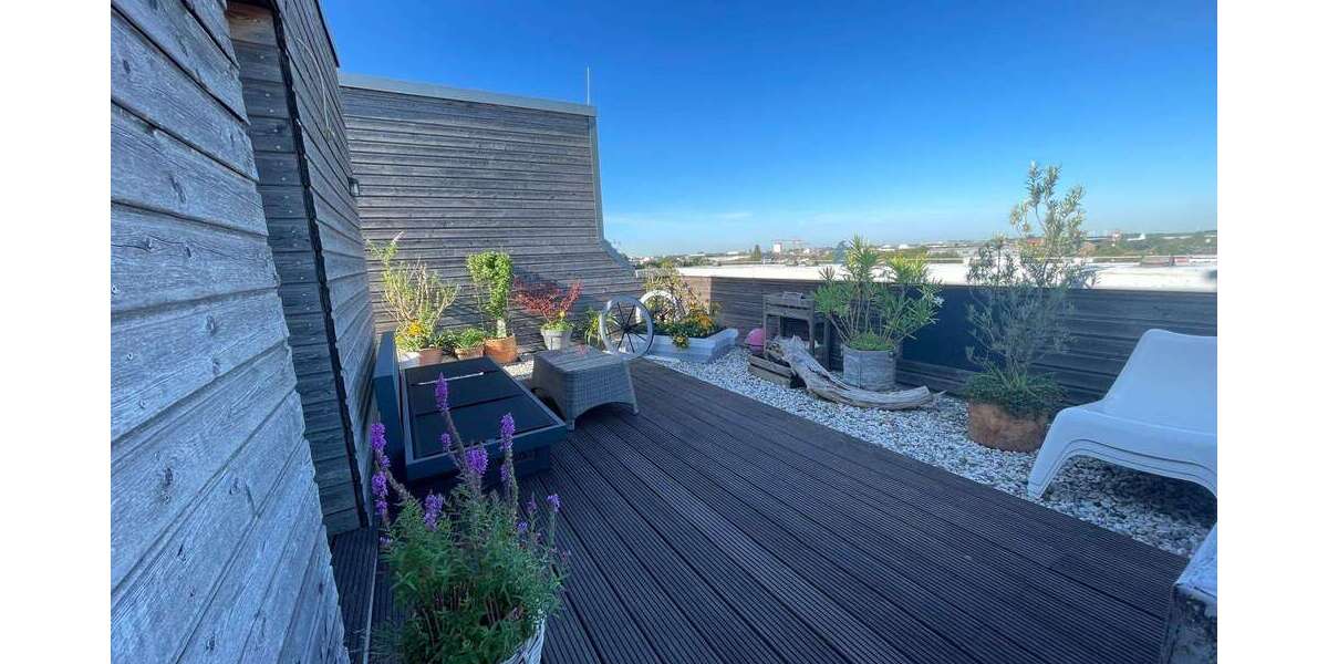 Etagenwohnung Düsseldorf Lörick - 2 Zimmer, 107 m&sup2;, 1.650&euro; | Angebot:27564511